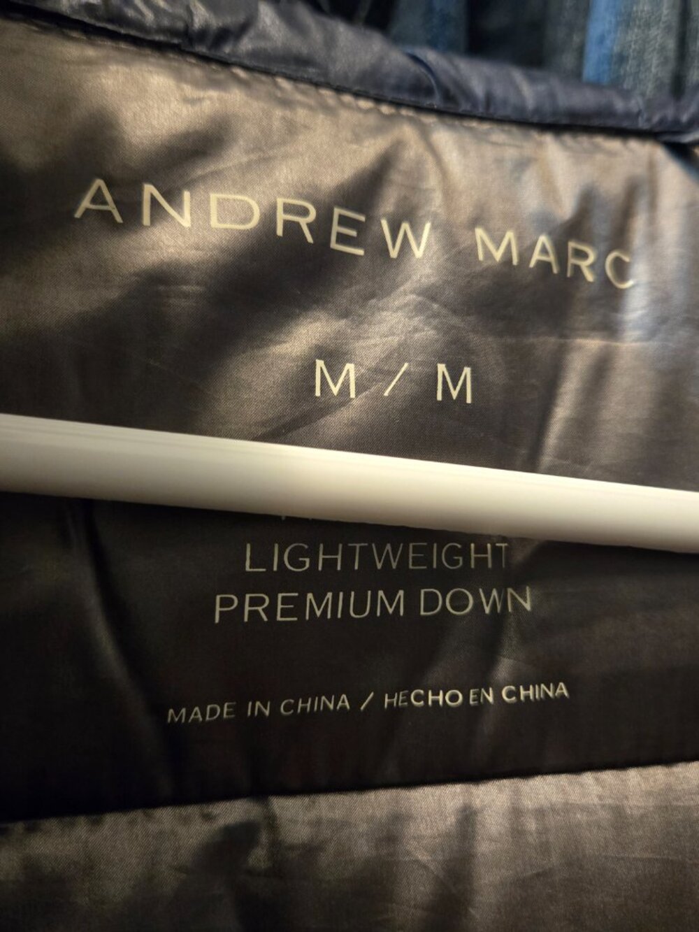 Andrew Marc packable lightweight premium down jacket - Picture 2 of 7